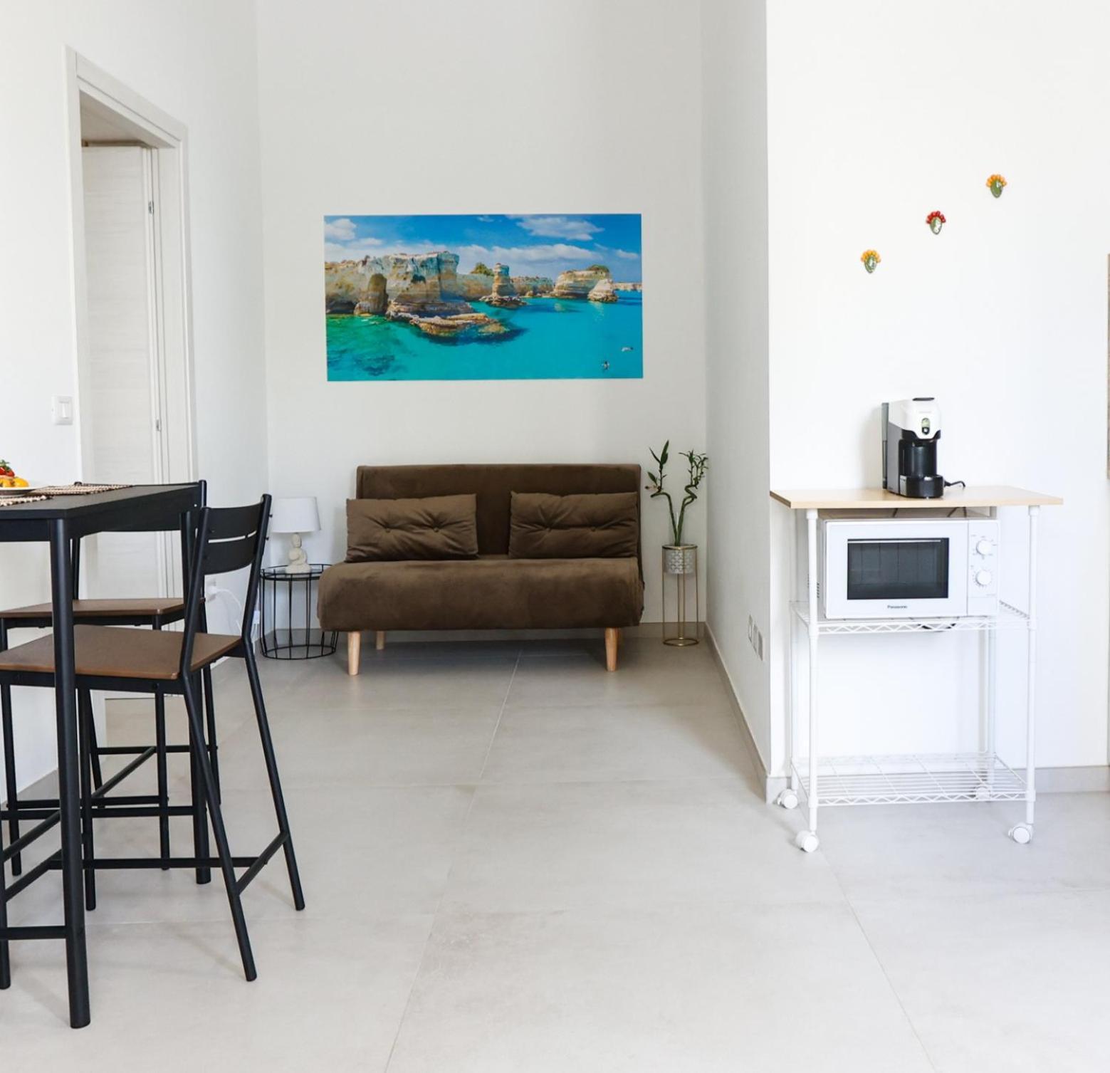 Elegante Bilocale Con Giardino Apartment Lecce Exterior photo